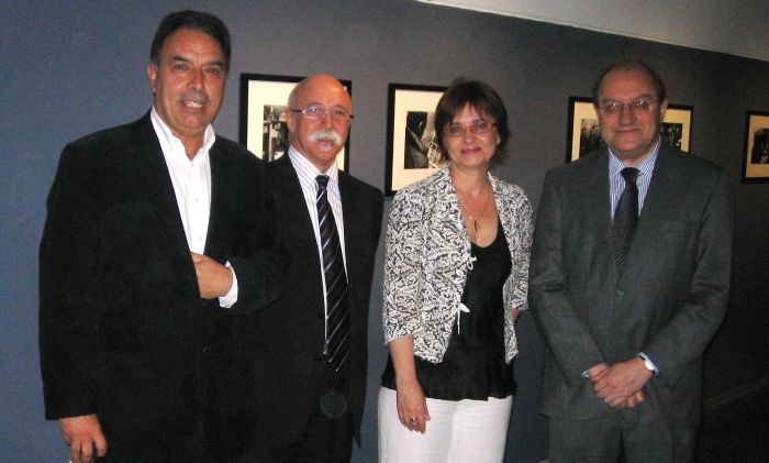 From right to left, Spain's ambassador to France,  Francisco Villar y Ortíz de Urbina; the director of Jeu de Paume, Marta Gili; the director of the office of the Generalitat de Catalunya in Paris, Apel.les Carod-Rovira; and the curator of the exhibition, Miquel Berga, at the official opening of the exhibition, June, 8th 2009